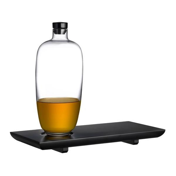 Malt Whisky Bottle Tall with Wooden Tray